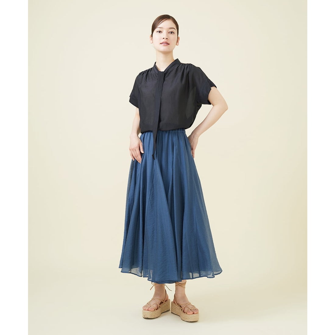 シビラ Sybilla シルクコットンボウタイブラウス （ブラック 