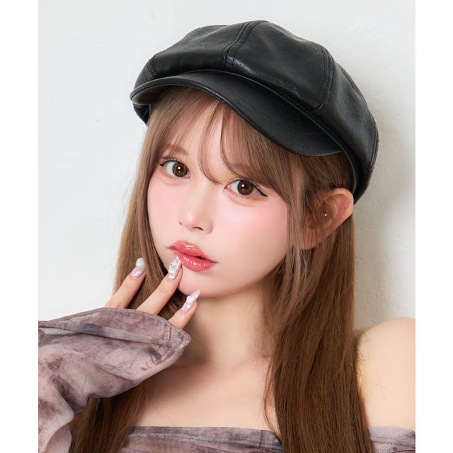 フェイクレザー シンプル 丸み 可愛い ガーリー ギャザーキャスケット （ブラック）