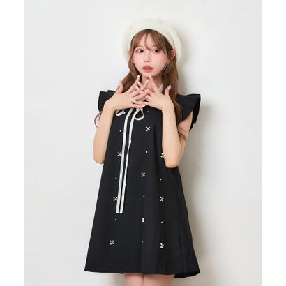 ティカ Tika ノースリーブ 二の腕カバー 可愛い ビジュー フラワー 紐タイリボン 襟付き シンプル ガーリー Aラインフレアミニワンピース （ブラック）｜詳細画像