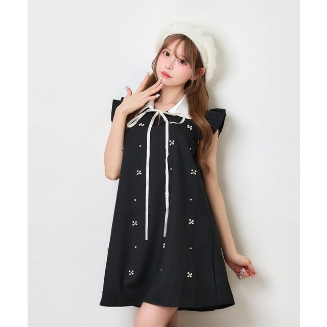 ノースリーブ 二の腕カバー 可愛い ビジュー フラワー 紐タイリボン 襟付き シンプル ガーリー Aラインフレアミニワンピース （ブラック）