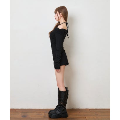 ティカ Tika オフショルダー ギャザー 長袖 トップス 可愛い 韓国 シンプル ショート丈 パンツ セットアップ （ブラック）｜詳細画像