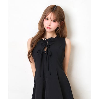 ティカ Tika フロントリボン ノースリーブ 可愛い ラウンドネック レースアップ ガーリー シンプル Aラインフレアミニワンピース （ブラック）｜詳細画像