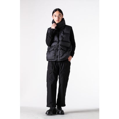 BURRAY DOWN VEST （BLACK）｜詳細画像