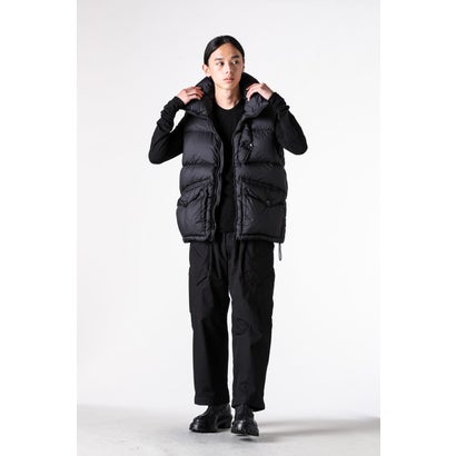 BURRAY DOWN VEST （BLACK）｜詳細画像