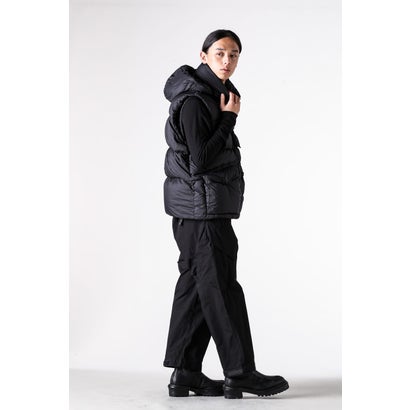 BURRAY DOWN VEST （BLACK）｜詳細画像