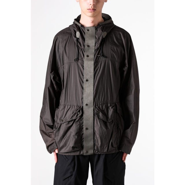 SKYE TEN ANORAK （GREEN LIZARD）