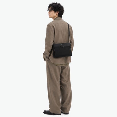 ショルダーバッグ メンズ レディース ブランド 大人 斜めがけ ナイロン 牛革 レザーコンビ 肩掛け おしゃれ かっこいい ファスナー付き シンプル 横型 B5 インター ヨコ型 748112 （コン）｜詳細画像