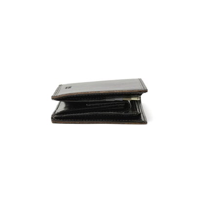 タケオキクチ TAKEO KIKUCHI 二つ折り財布 メンズ レディース ブランド 折財布 二つ折 本革 牛革 レザー おしゃれ 軽量 軽い コンパクト 小銭入れあり カード入れ シンプル 大人 上品 高級感 イデア 756604 （クロ）｜詳細画像