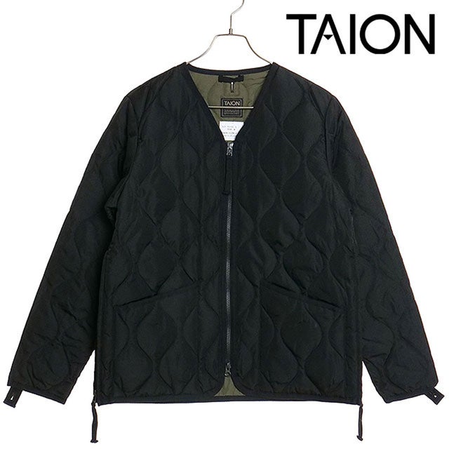 U MILITARY W-ZIP V NECK DOWN JKT BLACK [TAION-101ZML-1 FW24] （BLACK）