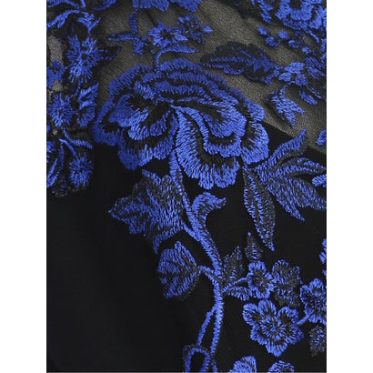 タダシショージ ◆セール仕入れ♪気品溢れるブルー花刺しゅうのブラックギャザードレス｜詳細画像