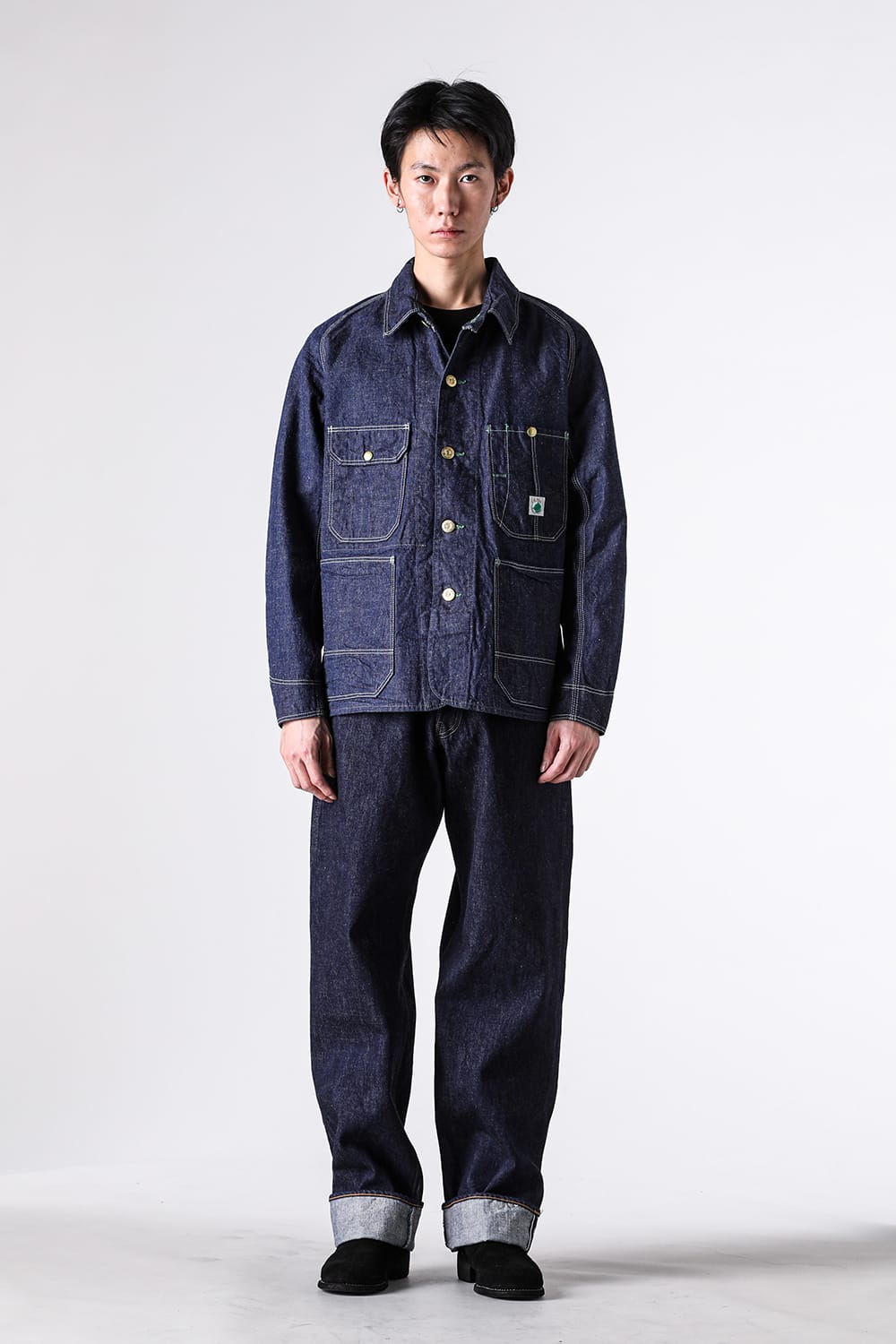 Cat Head Jacketの全身・正面