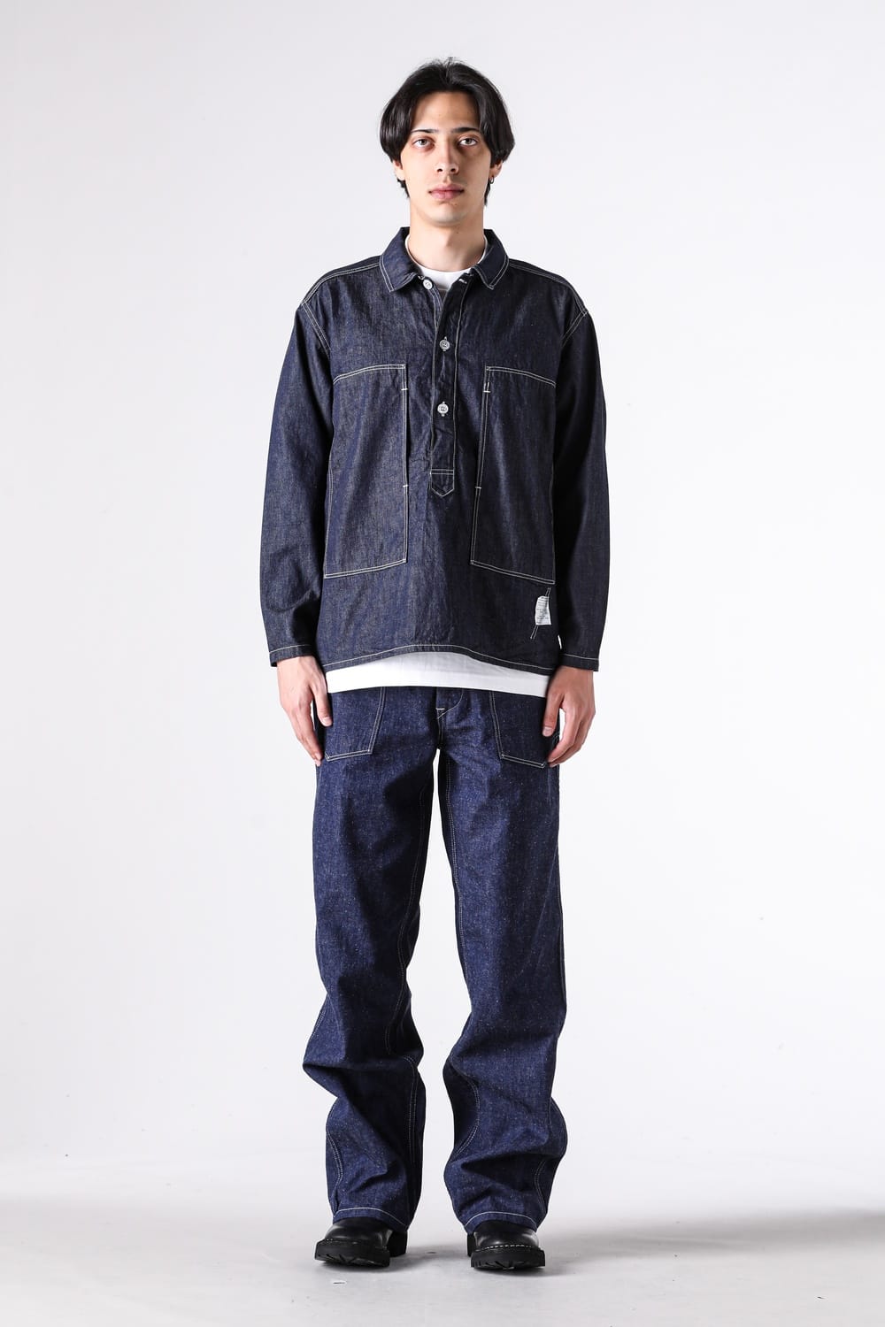 Catface Pullover Shirtの全身・正面