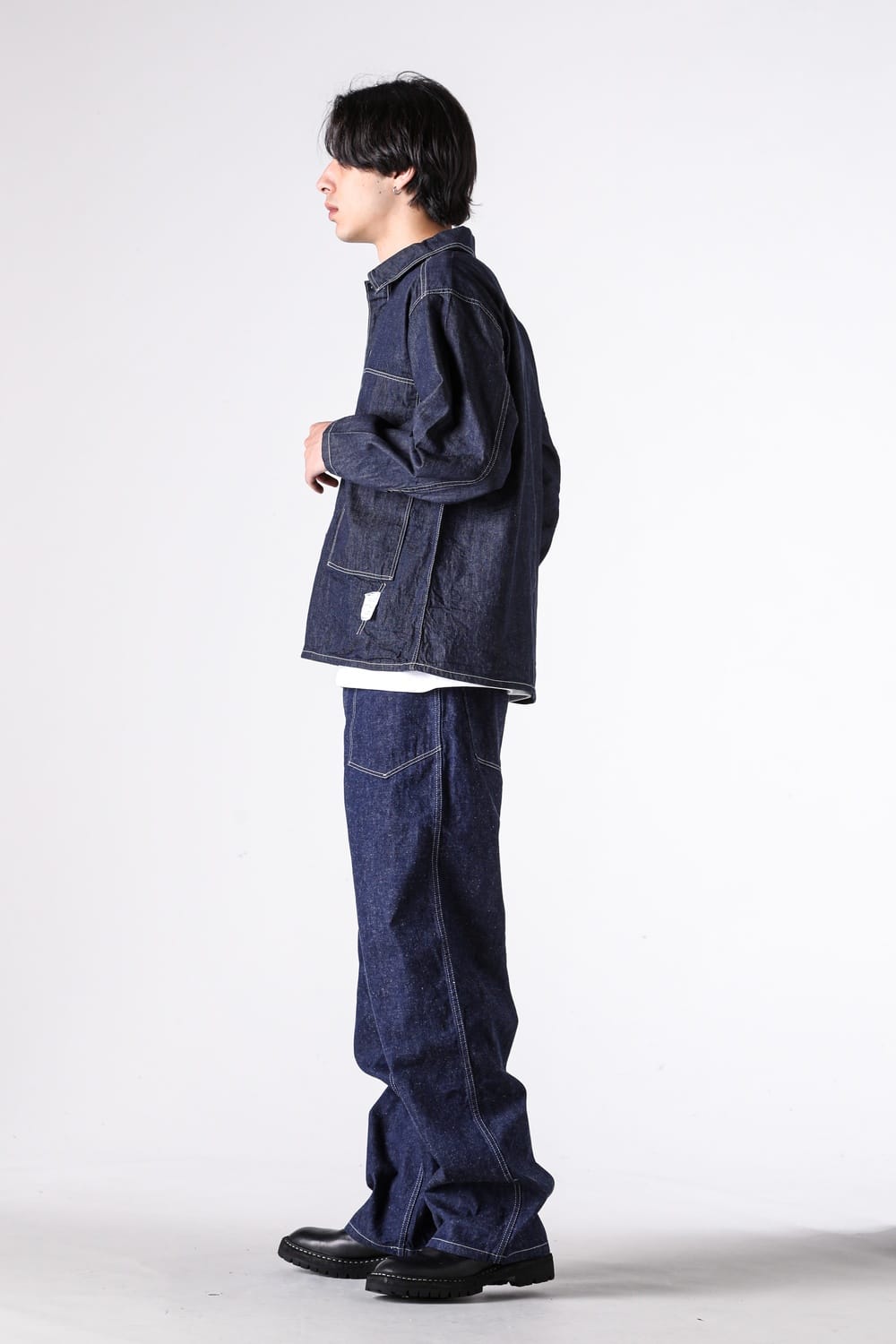 Catface Pullover Shirtの全身・側面