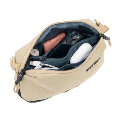 スーリー THULE スーリー THULE THULE PARAMOUNT CROSSBODY 2L 3205544 （GENTLEBEIGE）｜詳細画像
