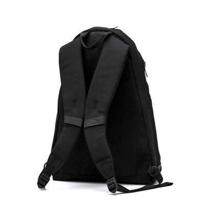 日本正規品 リュック メンズ レディース 通学 通勤 バッグ 軽量 軽い バックパック 20L デイパック A4 ノートPC Trad Collection Backpack NM62672 （タイムレストープ）｜詳細画像