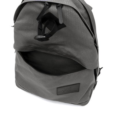 日本正規品 リュック メンズ レディース 通学 通勤 バッグ 軽量 軽い バックパック 20L デイパック A4 ノートPC Trad Collection Backpack NM62672 （タイムレストープ）｜詳細画像