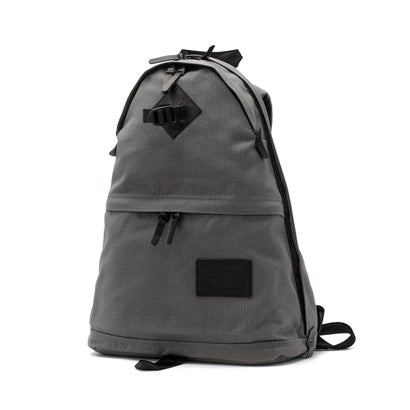 日本正規品 リュック メンズ レディース 通学 通勤 バッグ 軽量 軽い バックパック 20L デイパック A4 ノートPC Trad Collection Backpack NM62672 （スモークドパール）｜詳細画像
