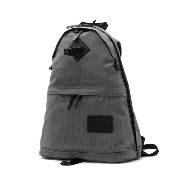 日本正規品 リュック メンズ レディース 通学 通勤 バッグ 軽量 軽い バックパック 20L デイパック A4 ノートPC Trad Collection Backpack NM62672 （スモークドパール）