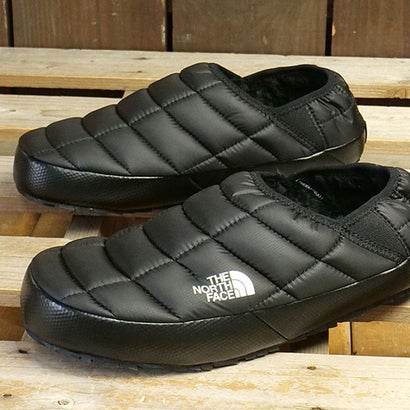Thermoball Traction Mule V TNFブラック/TNFホワイト [NF02673-KW] （TNFブラック/TNFホワイト）｜詳細画像