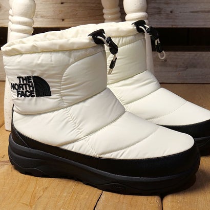 Nuptse Bootie Logo Short WP ARCTIC GRIP ガーデニアホワイト/TNFブラック [NF52677-GK] （ガーデニアホワイト/TNFブラック）｜詳細画像