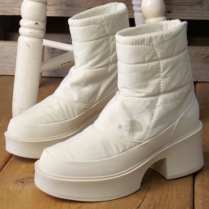 W Kalmia Nuptse Boots WP ガーデニアホワイト/ガーデニアホワイト [NFW52687-GG] （ガーデニアホワイト/ガーデニアホワイト）｜詳細画像
