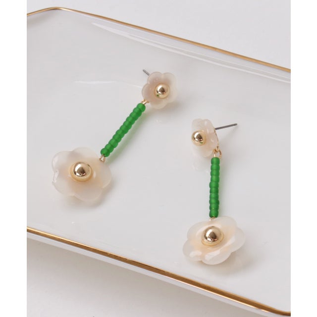 フラワー×カラービーズピアス （オフホワイト）