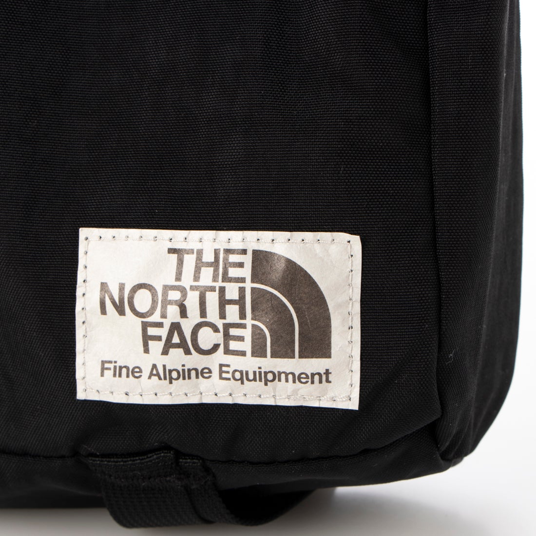 ザ ノースフェイス THE NORTH FACE BERKELEY CROSSBODY NF0A52VT/バークレイ ショルダーバッグ  （(84Z)ブラック×ゴールド）