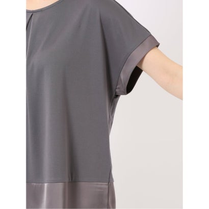 Tシャツ プルオーバー レディース 半袖 ストレッチ 接触冷感 クルーネック サテン 切替 （アイボリー）｜詳細画像
