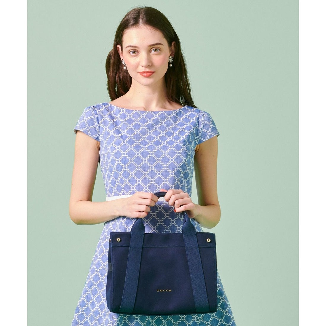 TOCCA LIVRE TOTE トートバッグ （ブラック系） -ファッション通販