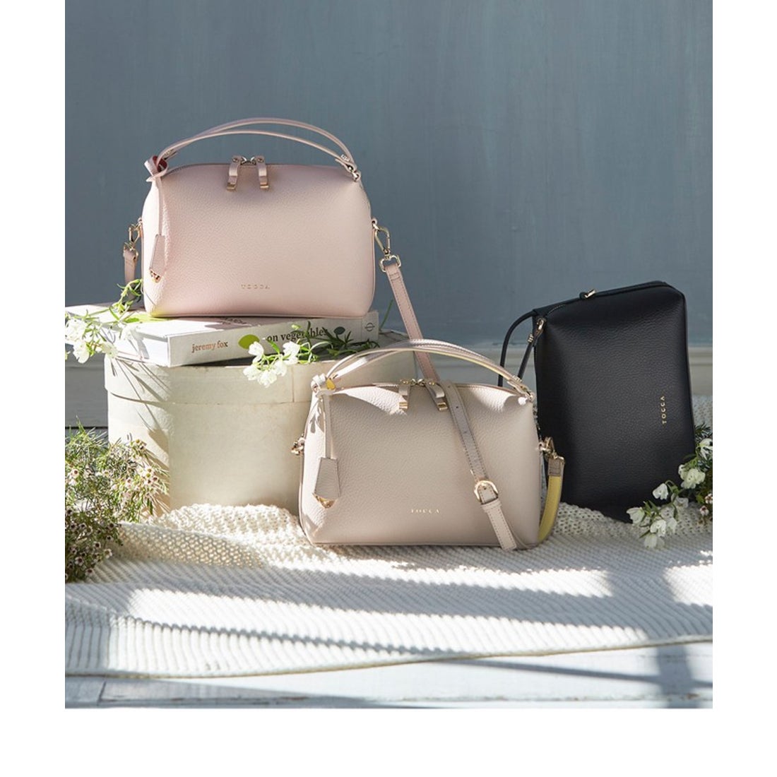 トッカ TOCCA MELODY LEATHER POCHETTE ポシェットバッグ （ブラック系 