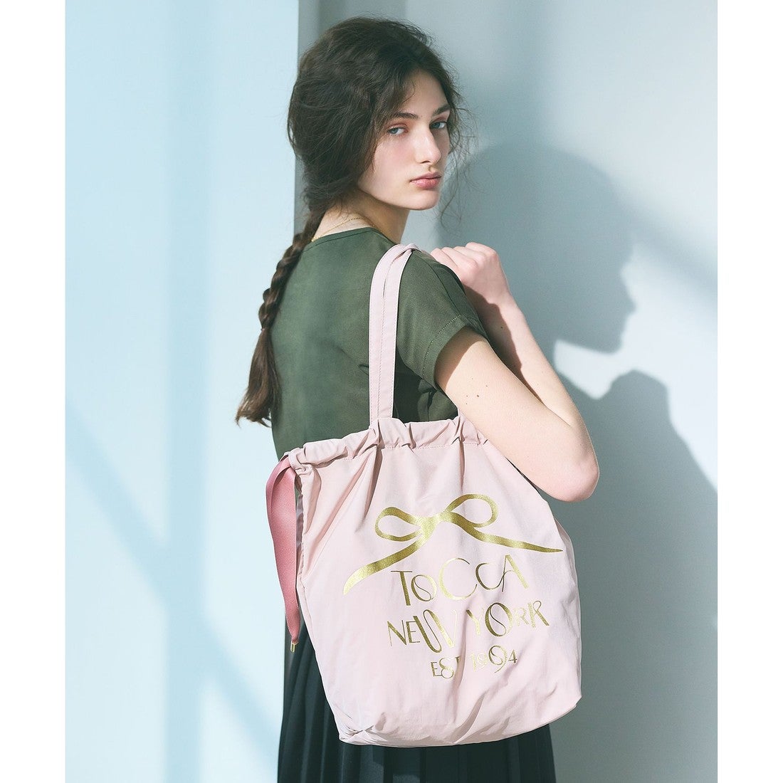 TOCCA DANCING RIBBON TRAVELING BAG バッグ （ピンク系 