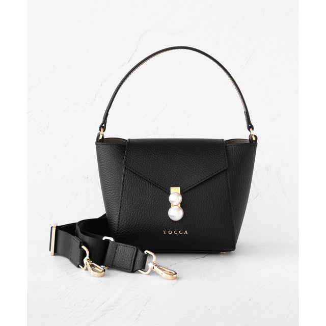 【大人百花掲載】INNOCENCE LEATHER POCHETTE ポシェットバッグ （ブラック系）