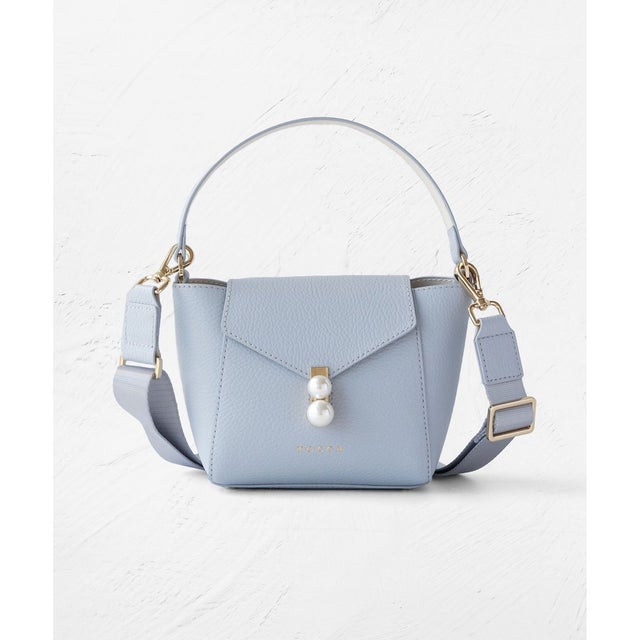 【大人百花掲載】INNOCENCE LEATHER POCHETTE ポシェットバッグ （ブルー系）