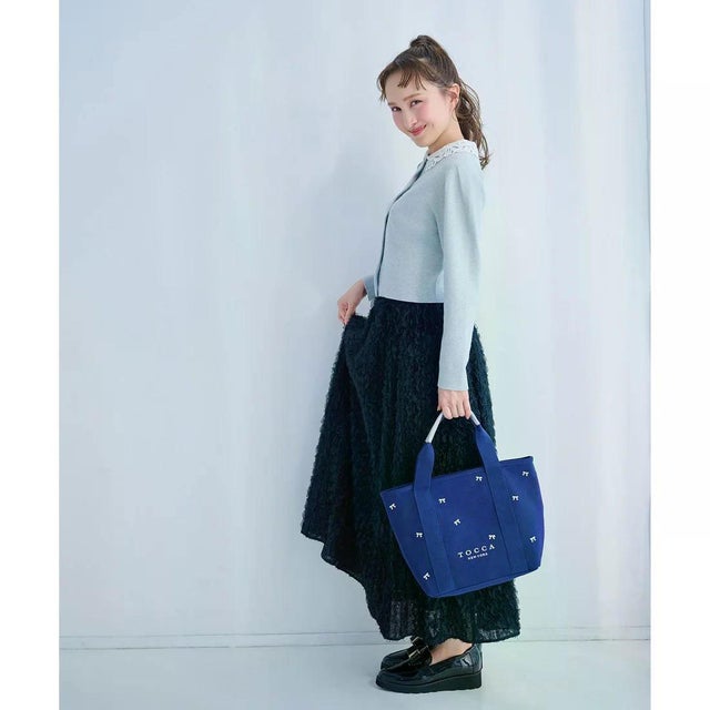 【大人百花コラボカラー有・WEB＆一部店舗限定】LUCKY SHOWER CANVASTOTE キャンバス トートバッグ （[新色]ネイビー×リボン柄）