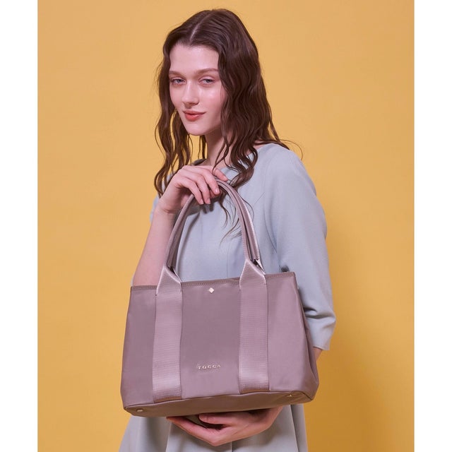 【八木アリサさん着用】【A4サイズ対応】IRENE 2WAY NYLONBAG ナイロンバッグ （ベージュ系）