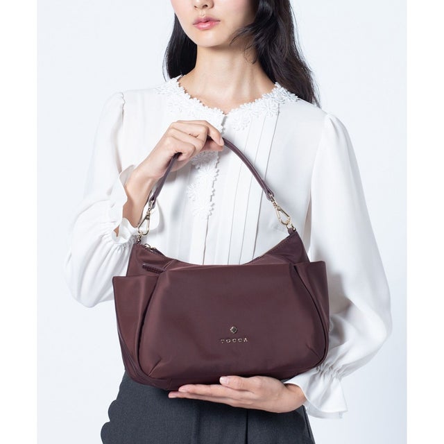 【新色登場・大人百花掲載】PIECE OF CRESCENT NYLONBAG バッグ （[新色]ブラウン系）