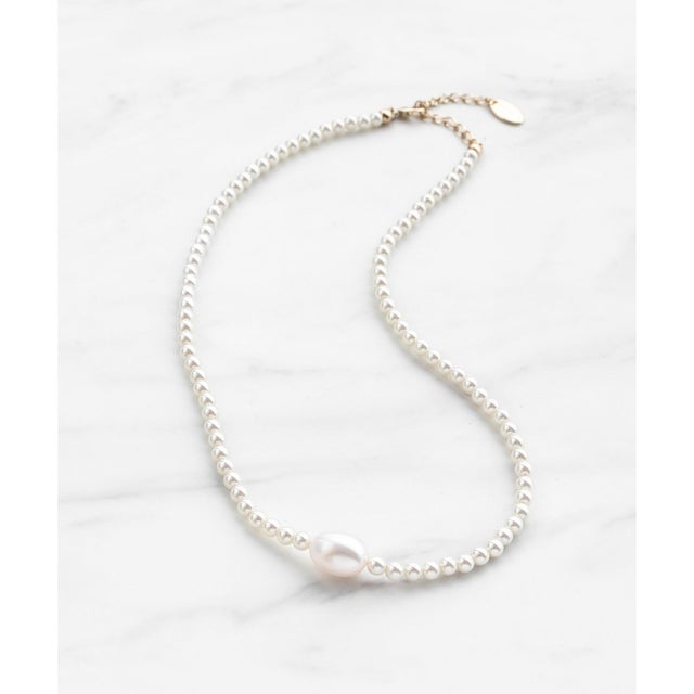 ACCENT OF PEARL NECKLACE ネックレス （ゴールド系）