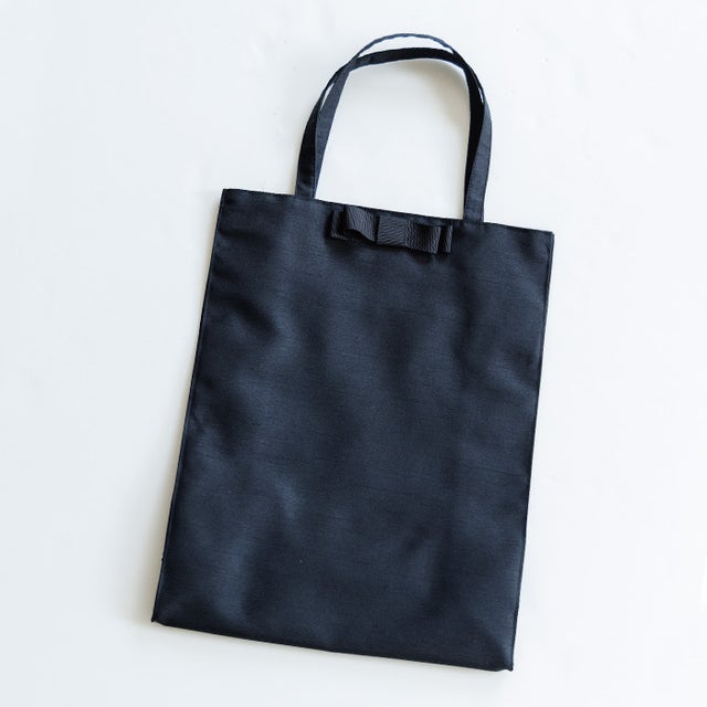 シャンタン素材のフォーマルサブバッグ （ブラック）