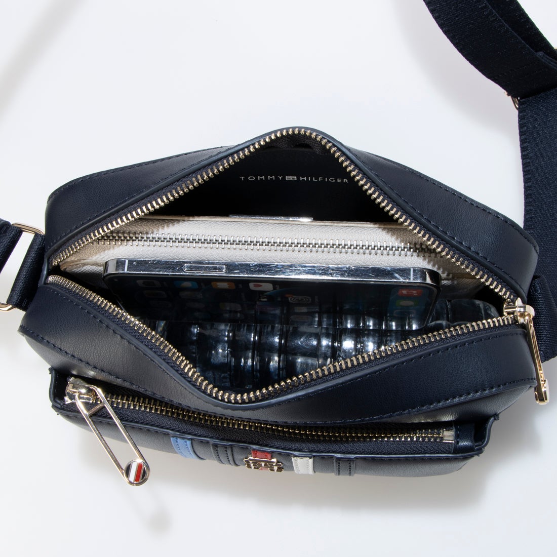 トミー ヒルフィガー TOMMY HILFIGER アイコニックトミーコープカメラ