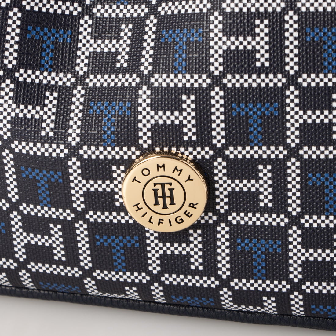 トミー ヒルフィガー TOMMY HILFIGER ☆モノグラム柄クロスボディ 