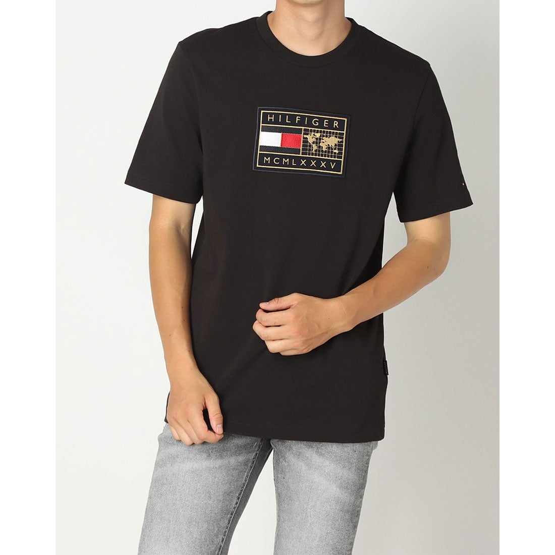 アースバッジTシャツ　ブラック Lサイズ　TOMMY HILFIGER トミー TOMMY HILFIGER カーキ 検索結果 公式オンラインストア