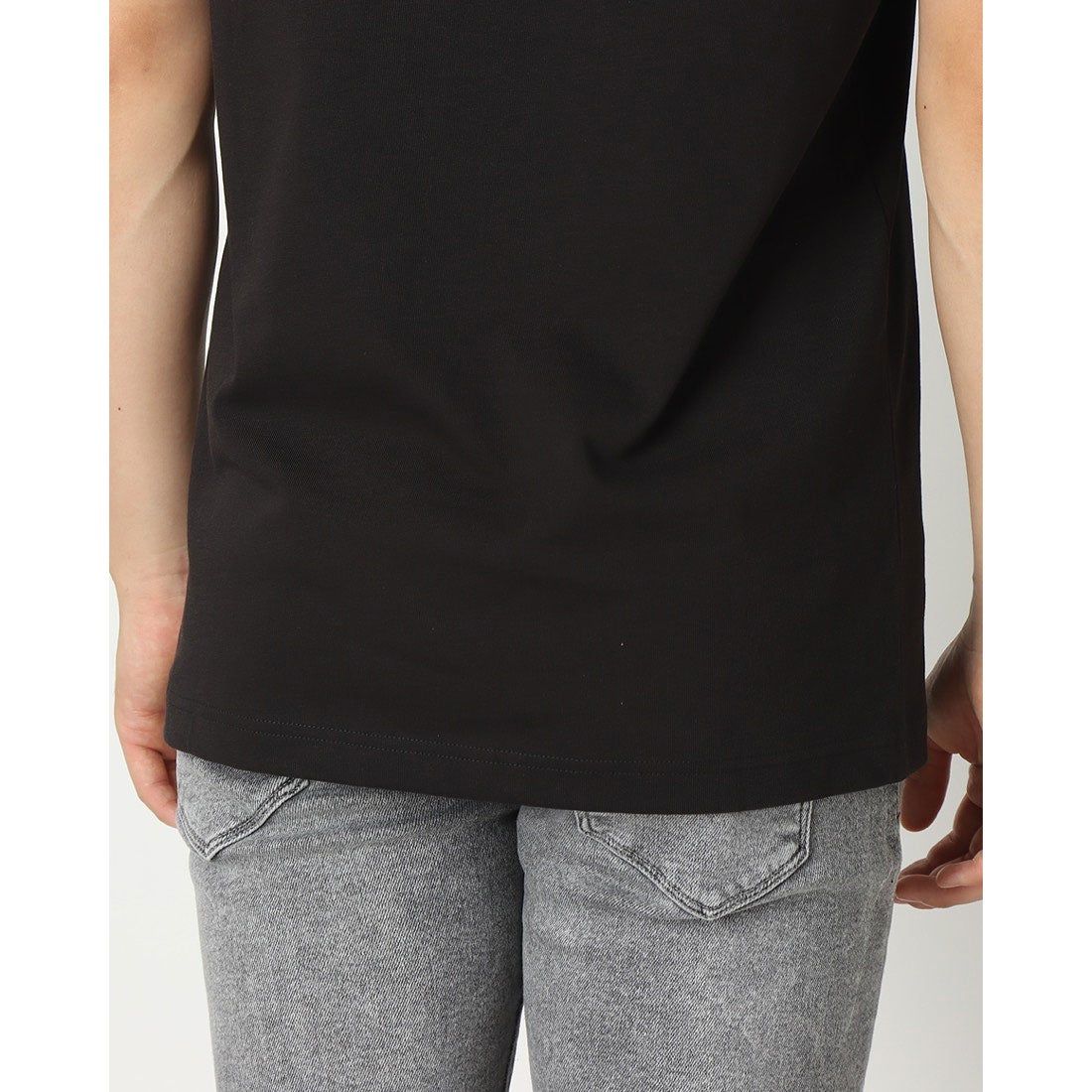 アースバッジTシャツ　ブラック Lサイズ　TOMMY HILFIGER トミー TOMMY HILFIGER カーキ 検索結果 公式オンラインストア