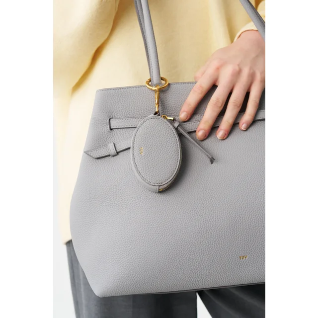 GRAIN LEATHER OVAL CHARM （IceBlue）
