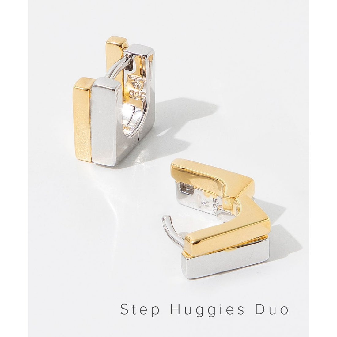 トムウッド TOM WOOD 101048 E972NA01 S925-9K ピアス Step Huggies