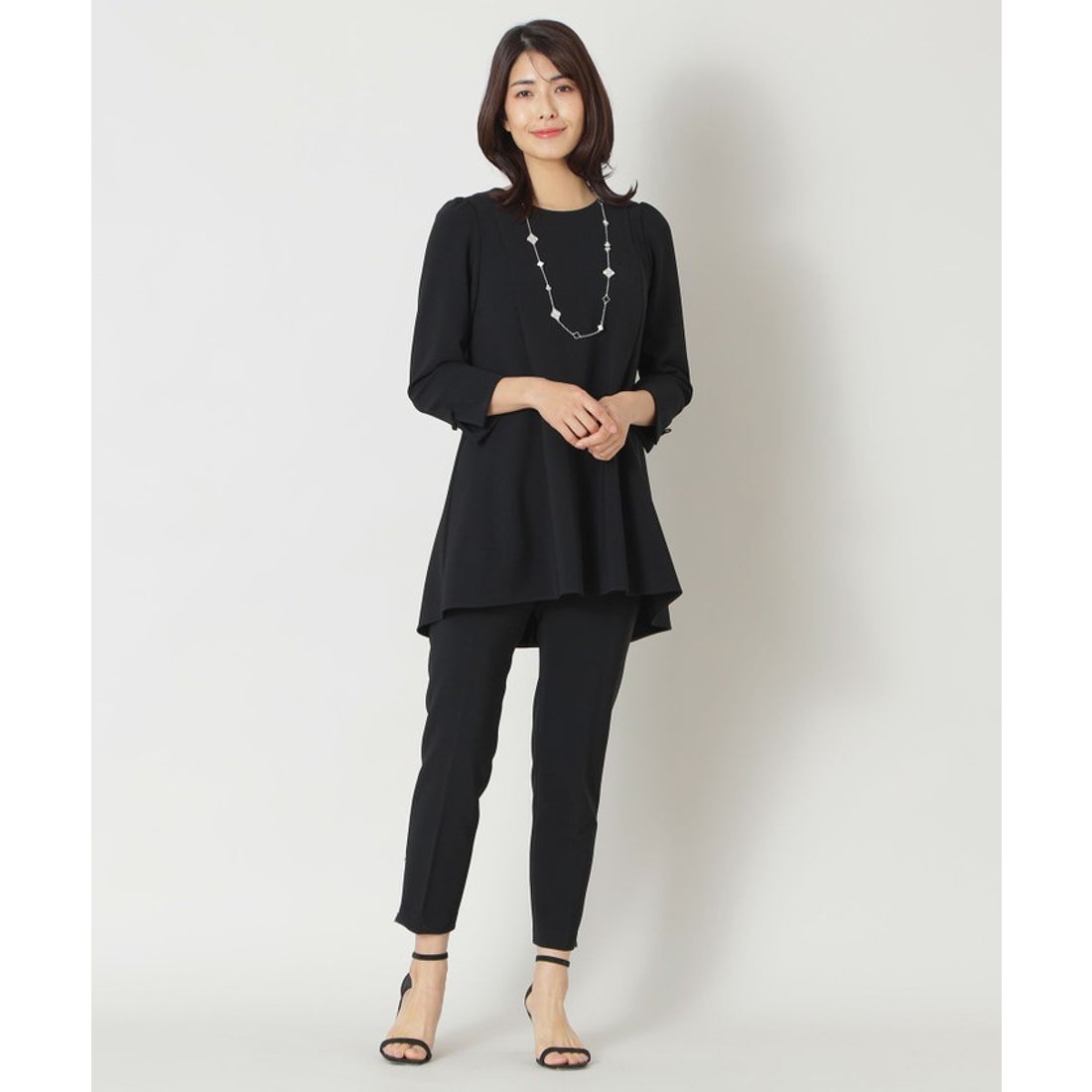 極美品　トゥービーシック　ポリエステルストレッチダブルクロス チュニックブラウス トゥー ビー シック TO BE CHIC ストレッチダブルクロス チュニック