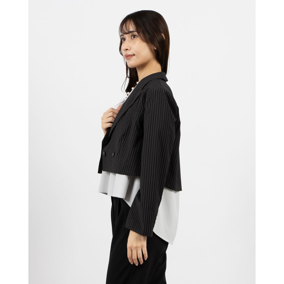 トーナル TONAL ピンストライプクロップドジャケット （ネイビー 