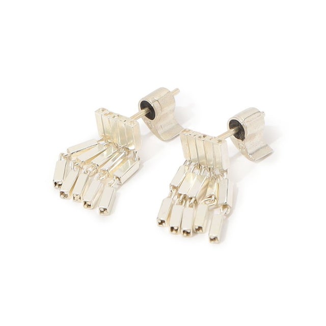 Maggoosh TINY FRINGE ピアス （81 シルバー）