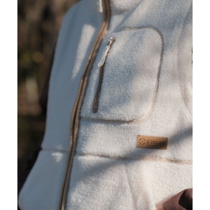 スモア S'more S'more boa vest （ホワイト）｜詳細画像