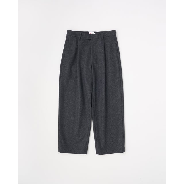 UNIONSLACKS 102 FLANNEL （チャコール）