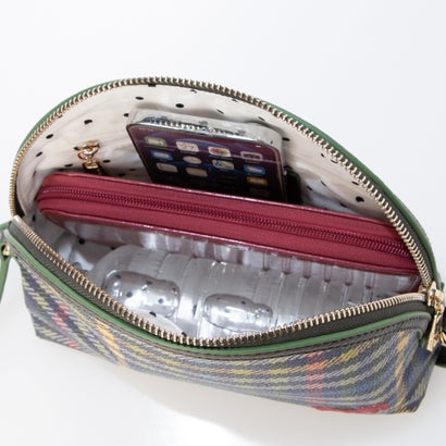 ツモリチサト キャリー tsumori chisato CARRY tcチェック ショルダーバッグ 撥水 防水生地 ネコ刺繍 （ネイビー）｜詳細画像